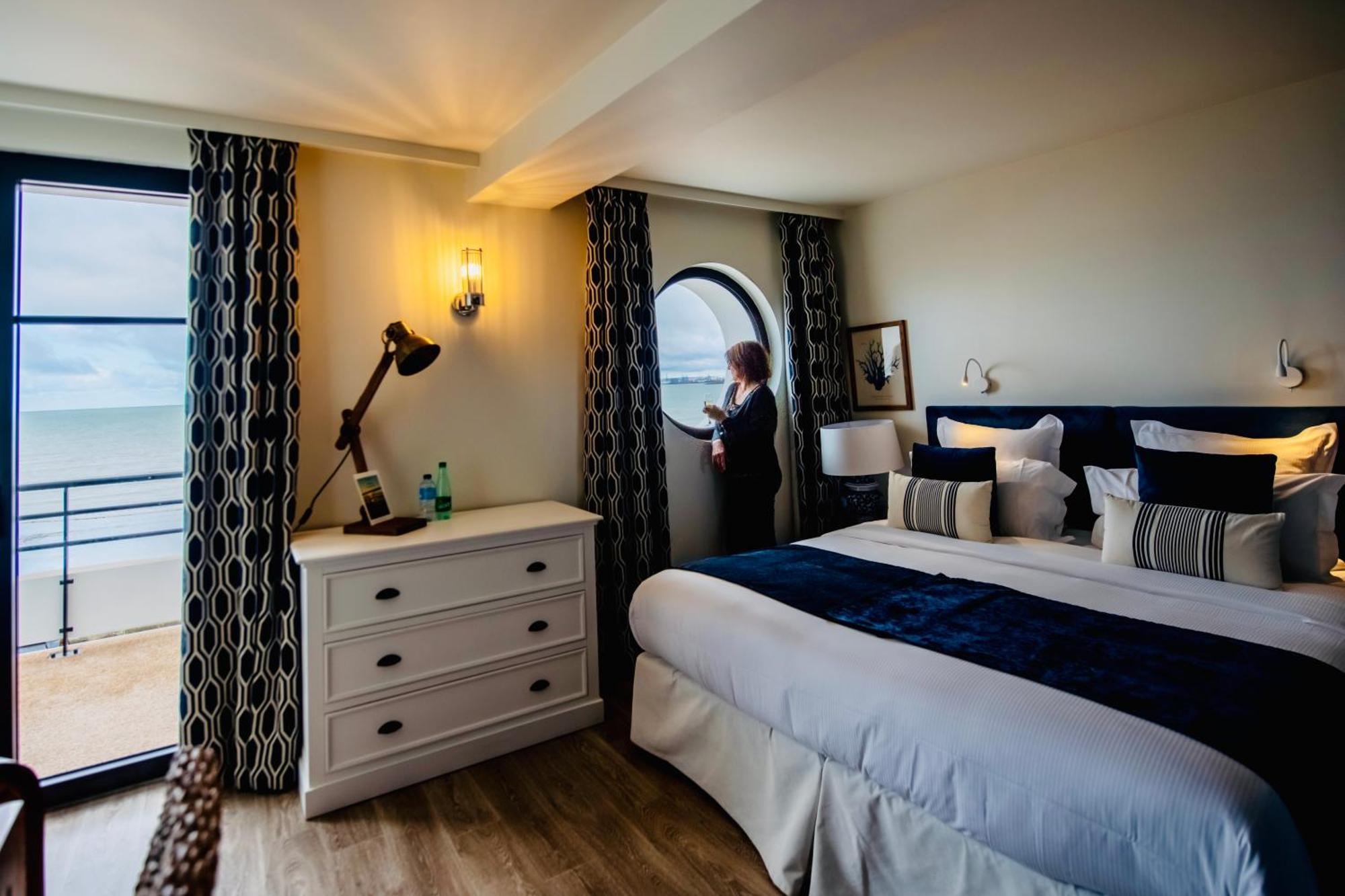 Le Paquebot Hotel Вилервил Екстериор снимка